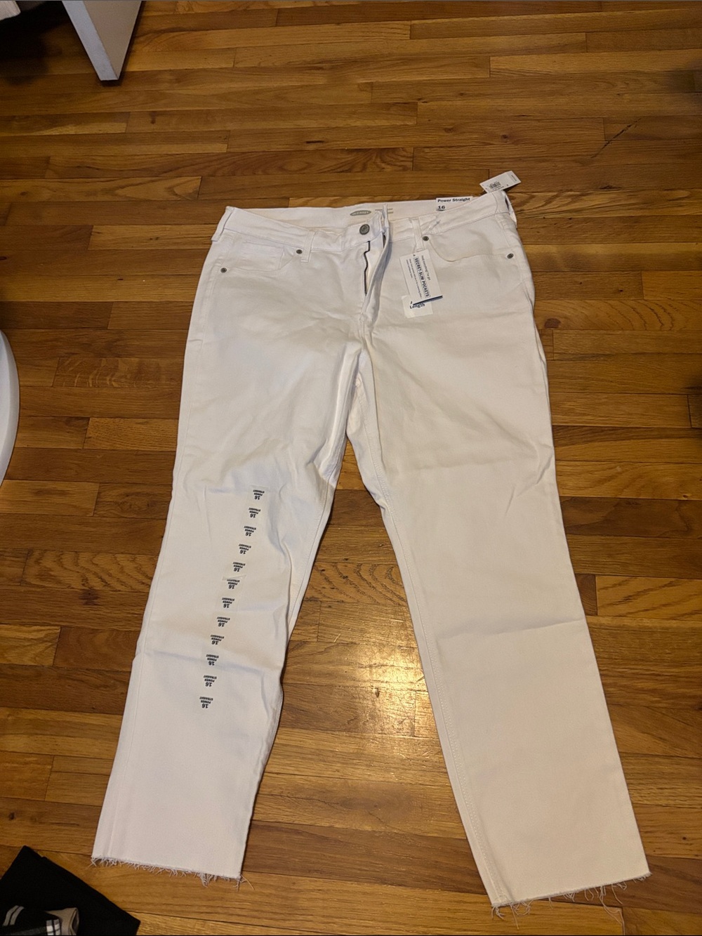 Old Navy White Cropped Straight-Leg Jeans